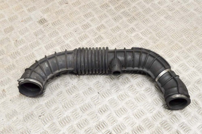 Furtun de admisie aer FORD TRANSIT Furgon 2014 OEM: CC11-9C623-CF 17127942