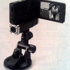 Camera auto portabila inregistrare HD si activare la miscare foto