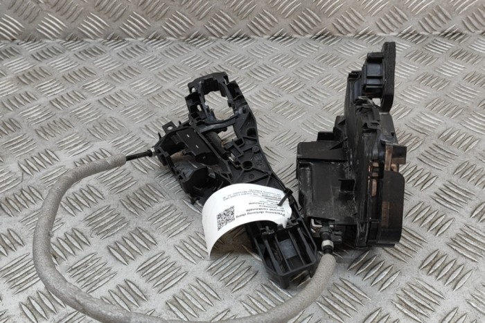 M&acirc;ner exterior ușă dreapta față VW CADDY V SBB, SBJ 2022 OEM: 5TB837016E 29440874