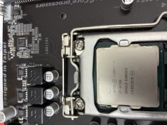 I7 9700 3.00GHz optacore socket 1151 v2