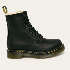 Dr. Martens bocanci de piele 21797001-Black