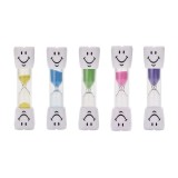 Cumpara ieftin Clepsidra pentru perierea dintilor, 3 minute, 10 x 2.5 cm, culoare aleatorie