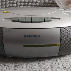 CD RADIO CASETOFON GRUNDIG RRCD 1300 , FUNCTIONEAZA DOAR RADIO !