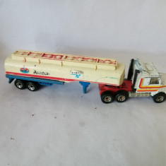 bnk jc Matchbox Scania T142 + cisterna petrol Amoco - 1/90