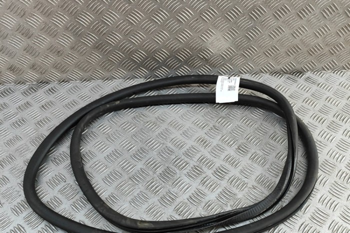 Garnitura ușă dreapta spate PORSCHE PANAMERA 970 2010 OEM: 97053626601 | 30780348