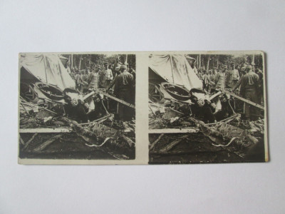 Fotografie stereoscopica anii 30 Războiul 1914-1918:Avion german dobor&amp;acirc;t foto