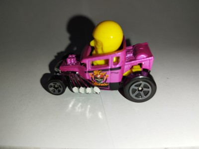 bnk jc Hot Wheels Skull Shaker foto