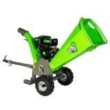 Tocator de crengi Micul Fermier, motor benzina 15 CP, cu carlig de remorcare, 120 mm diametru maxim de taiere, pentru rumegus FarmGarden AgroTrade