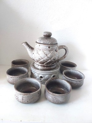 Set ceramic vintage 8 piese: ceainic, suport incalzire cu lumanare si 6 cani tip bol foto