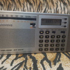 RADIO+CALCULATOR FM/AM SIEMENS MELODIE RT 607 DEFECT.PRODUS IN JURUL ANULUI 1980