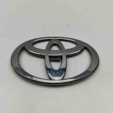 Emblema producător auto TOYOTA YARIS _P21_ 2024 OEM: 90975-W2021,90975W2021 | 30654996