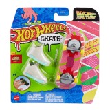 Set mini placa skateboard cu pantofi, Hot Wheels, Back to the Future Screen, Hoverboard, HVJ82