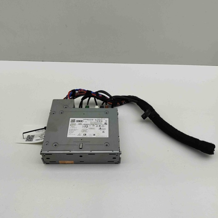 Unitate radio CD navigație AUDI E-TRON GT 2023 OEM: Hatchback | 31457078