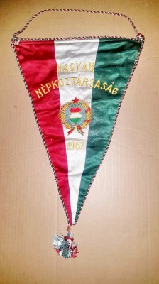 D135-I-FANION matase R.P. Ungaria 1962. Marimi: 50/31 cm. foto