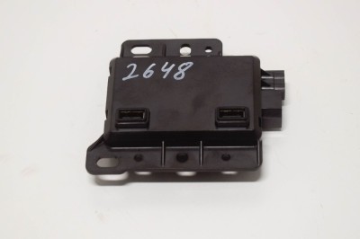 Unitate de control USB/AUX TESLA MODEL 3 2018 OEM: 1093295-00-A 11102801 foto