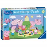 Cumpara ieftin Puzzle Ravensburger Peppa Pig Joaca in Nisip, 35 piese, Copii 4+ ani, Joc Educativ