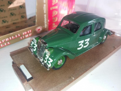 Macheta Fiat 600 1a seria - 1955 scara 1:43 BRUMM foto