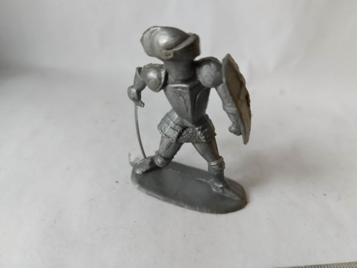 bnk jc Figurina de plastic - Manurba - cavaler medieval