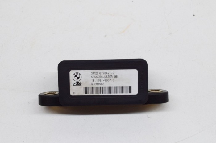 Senzor de accelerație BMW 3 E90 2010 OEM: 6778421,10.1701-0637.3 15240827