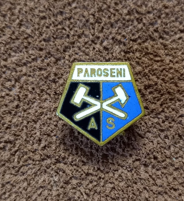 Insigna fotbal - AS PAROSENI VULCAN (varianta 1)