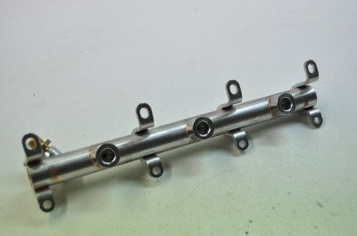 Rampa de combustibil dreapta AUDI A5 F53 2017 OEM: 06M133315L 3330683 foto