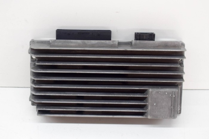 Amplificator de sunet AUDI A5 8T3 2015 OEM: 8T1035223A | 14356300