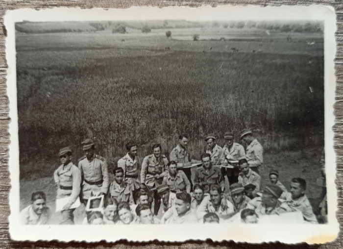 Elevi militari, aplicatie la topografie 1941// fotografie