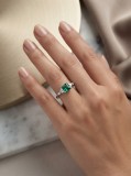 Cumpara ieftin Inel din Argint 925 cu Piatra Verde Emerald Cut E i Cristale Zirconiu , Elegance Royal