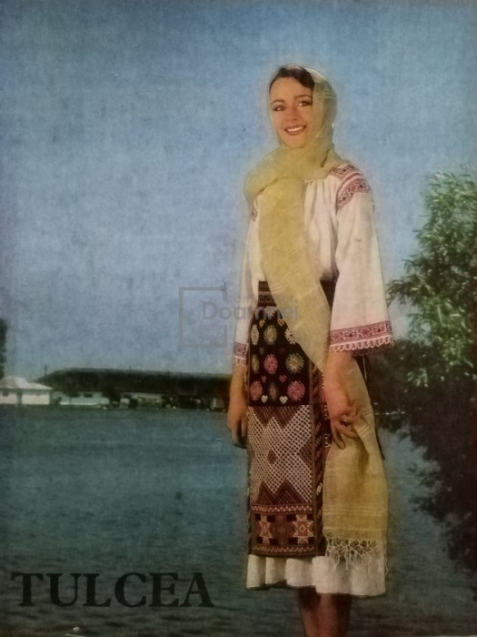 Elena Secosan - Le costume paysan roumain du departement de Tulcea (editia 1980)