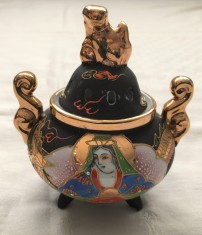 Vaza / Vas aromaterapie - portelan Japonia - coaja de ou - pictata manual