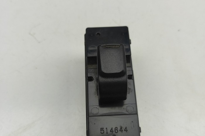 Buton geam ușă st&acirc;nga față ISUZU D-MAX I TFR, TFS 2009 OEM: 8-97403-893-0 | 32052179