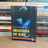 NICOLAE VALENTIN VARTAN - IMAGINEA DE SINE _ STILUL VESTIMENTAR , 1999 *