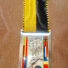 F261-Medalia Crosa-Marsul poporului Namborn Germania 1972 alama argintata.