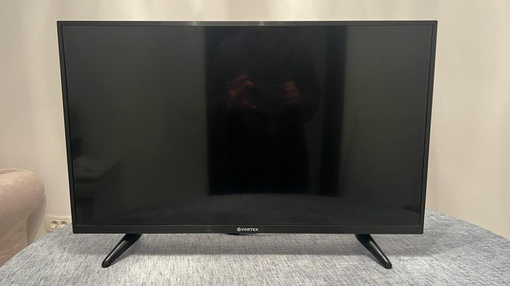 Televizor Smart VORTEX, 81 cm, HD Ready, Smart TV | Okazii.ro