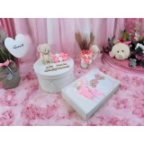 Set Trusou Botez si Lumanare, 9 Piese, cu Ursulet, Alb si Roz, din Catifea - TB252