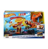 Cumpara ieftin Set de joaca Hot Wheels City - Pizzeria atacul cobrei