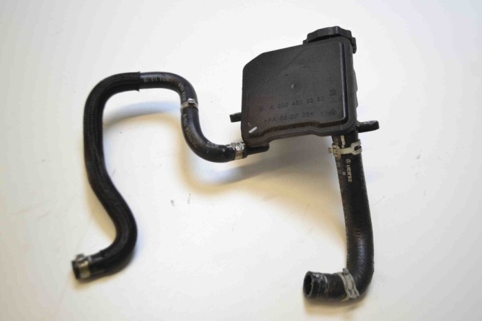 Rezervor pompa servodirecție JEEP GRAND CHEROKEE III WH, WK 2007 OEM: A0004602283