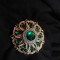 Brosa vintage cu multiple pietre multifatetate verde translucid,Brosa frumoasa