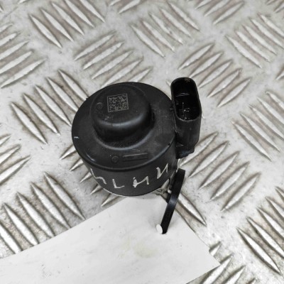 Supapa solenoid TESLA MODEL 3 2022 OEM: 1501100-CL-C 28195299 foto