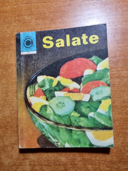 carte de bucate - salate - din anul 1971