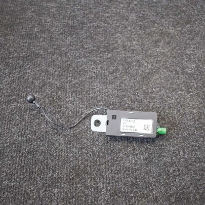 Amplificator de antena OPEL ASTRA K 2018 OEM: 13383702 3811080 foto