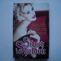 Stelele stralucesc aproape - Sidney Sheldon