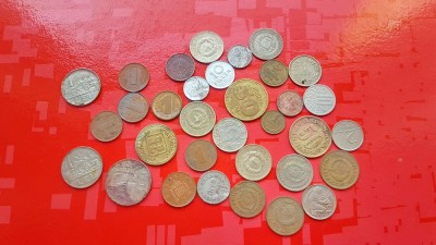 G485-Lot 31 monede Europa in general socialiste foto