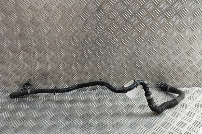 Furtun de lichid de răcire JAGUAR I-PACE X590 2018 OEM: J9D3-8D118-AB | 31672037