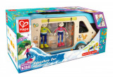 Furgoneta de aventura Hape din lemn cu accesorii, 23 piese