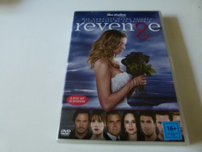 Revenge - seria 3 foto