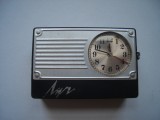 Ceas de masa sovietic cu alarma Myr, functioneaza
