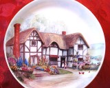FARFURIE DECORATIVA PORTELAN ENGLEZESC BONE CHINA COTTAGES OF RURAL