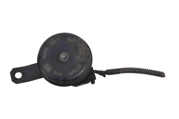 Claxon TOYOTA PRIUS _W3_ 2012 OEM: 86520-28180 17301072