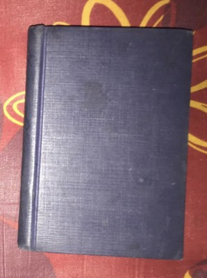 De prin veacuri / Carmen Sylva cu portretul si iscalitura M Sale foto
